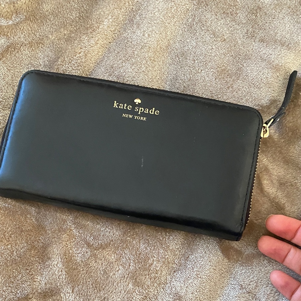 Kate Spade Black Zip Wallet